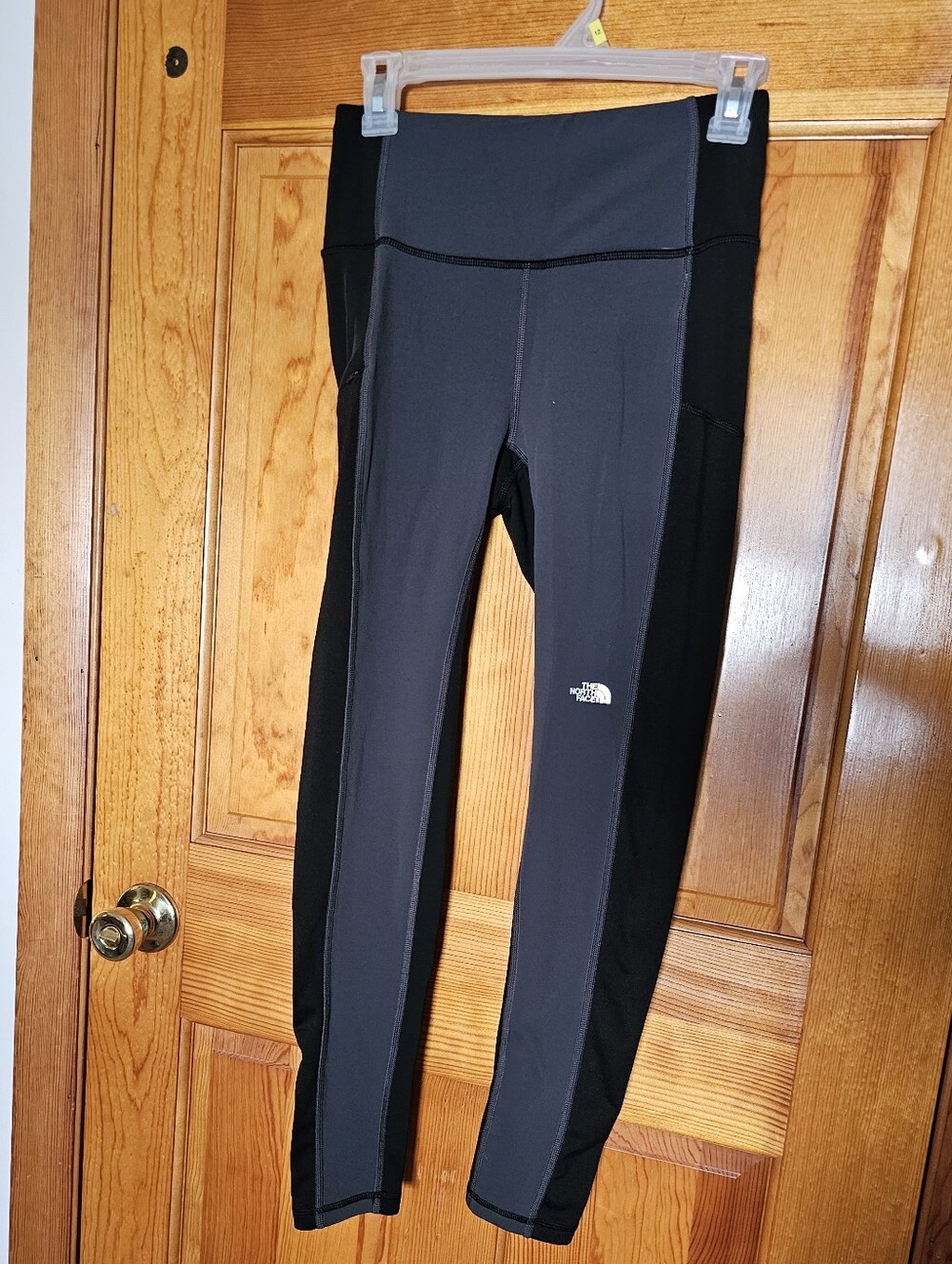 The North Face Black and Charcoal Women's Fleece Lined Leggings